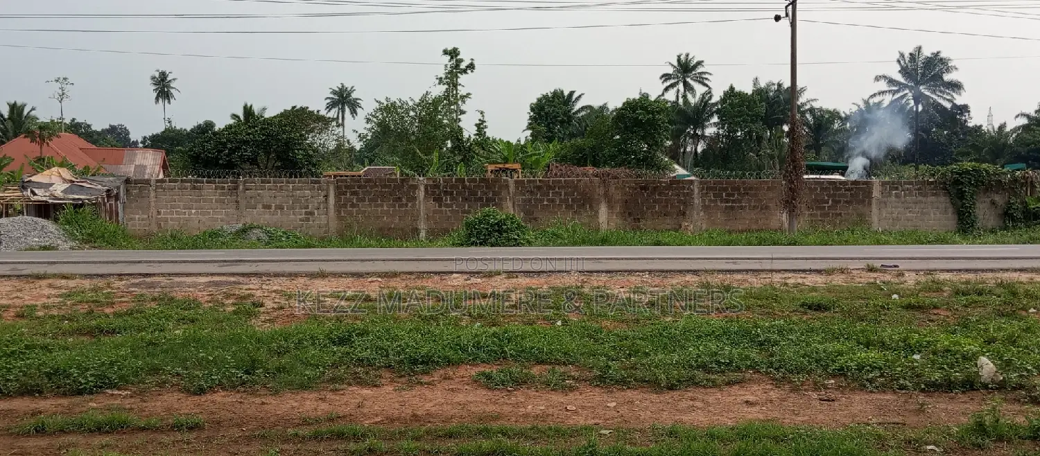For Sale : Fenced 7 Plots With Electric Wire at Osisioma in Osisioma Ngwa