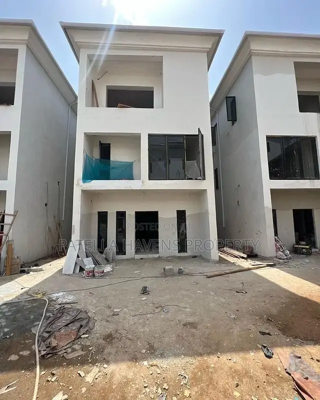 4bdrm Townhouse/Terrace in Jabi for sale in Jabi