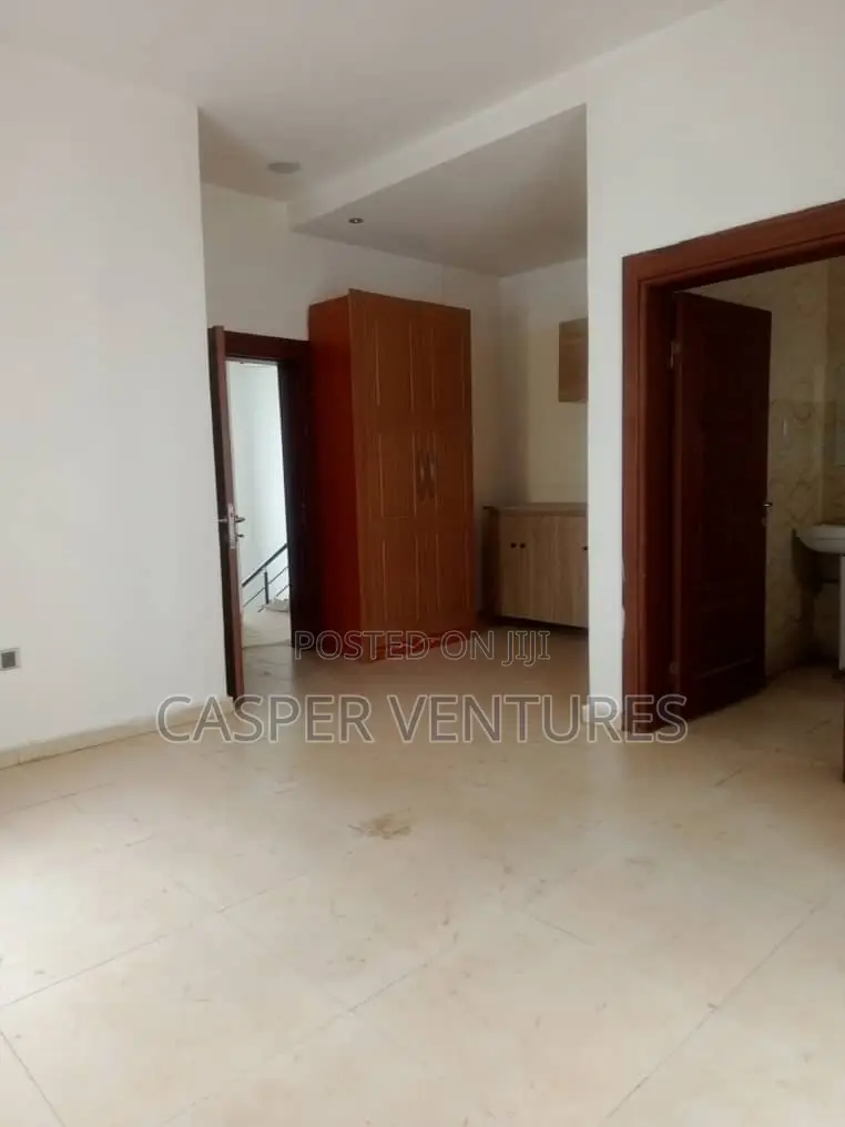 Furnished Studio Apartment in South, Ologolo for rent in Ologolo