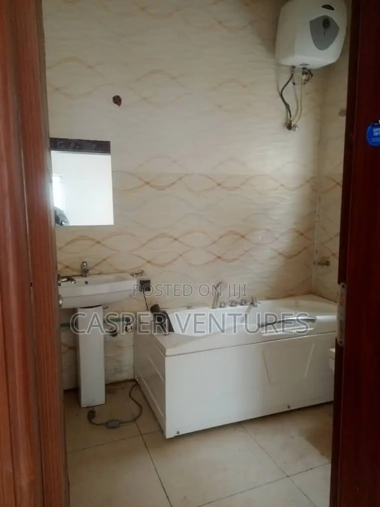 Furnished Studio Apartment in South, Ologolo for rent in Ologolo