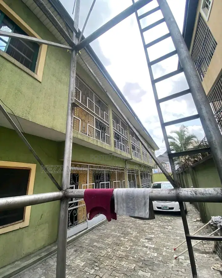 8bdrm Block of Flats in Rukpakurushi, for sale in Eliozu