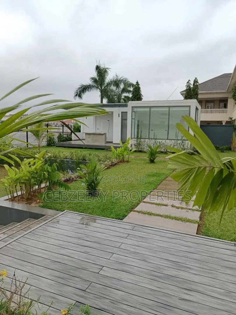 6bdrm Duplex in Banana Island for sale in Banana Island