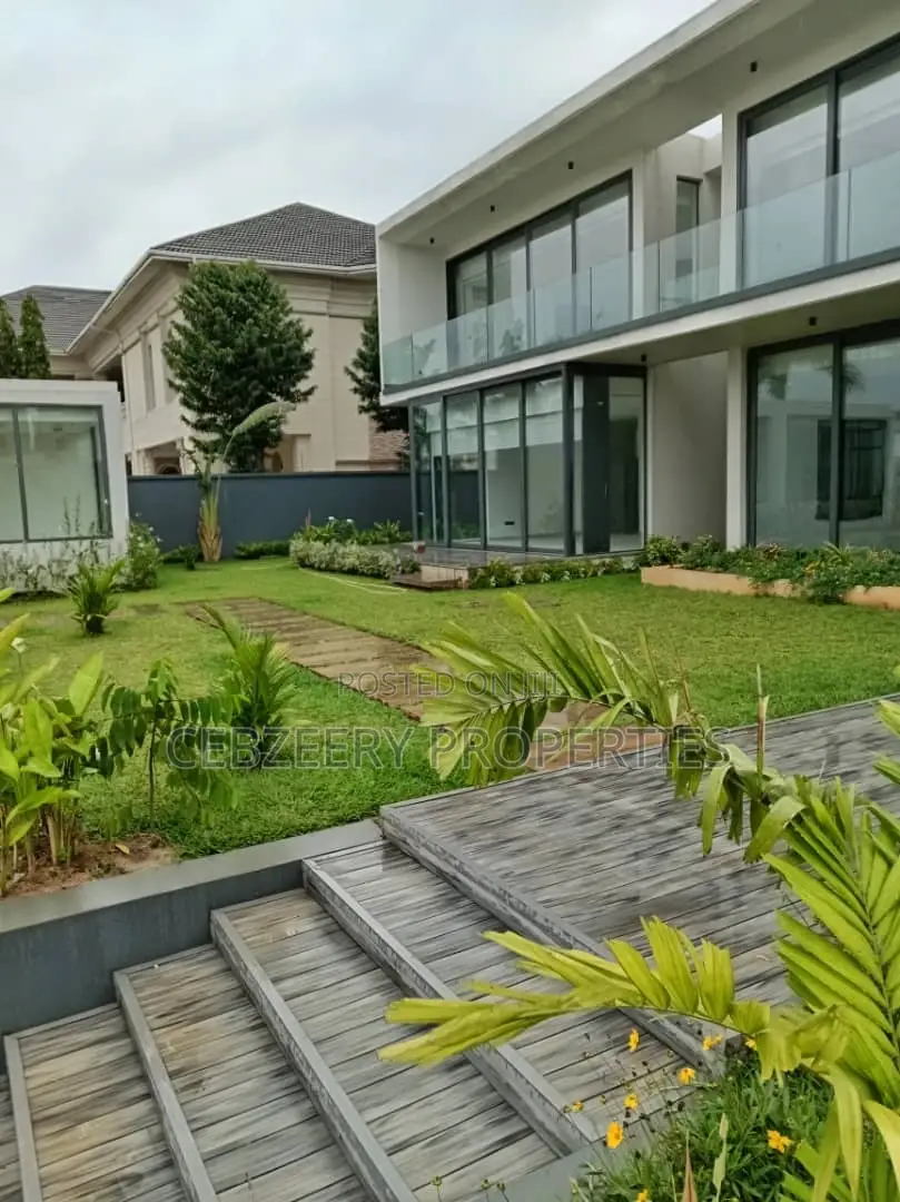 6bdrm Duplex in Banana Island for sale in Banana Island