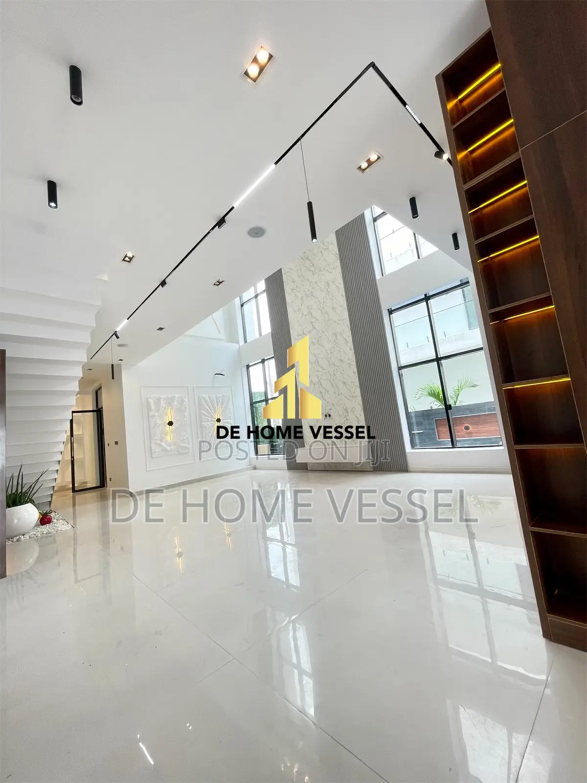 5bdrm Duplex in Osapa london for sale in Osapa london