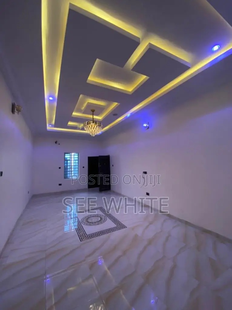 Furnished 8bdrm Maisonette in Off Unity Estate, Satellite Town for sale in Satellite Town