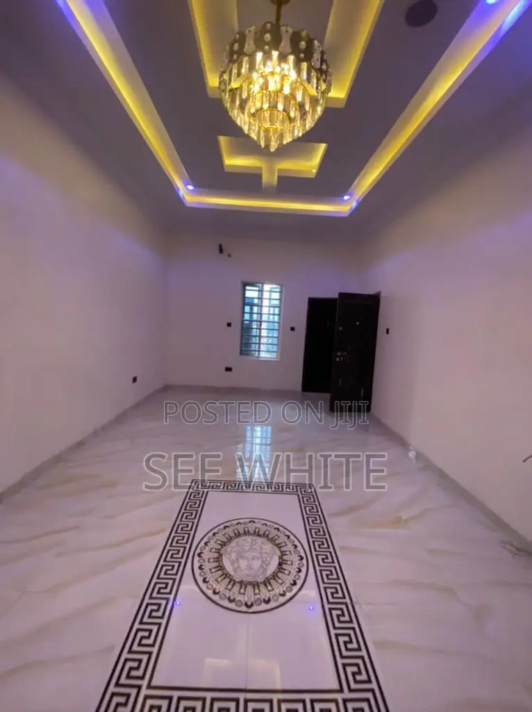 Furnished 8bdrm Maisonette in Off Unity Estate, Satellite Town for sale in Satellite Town