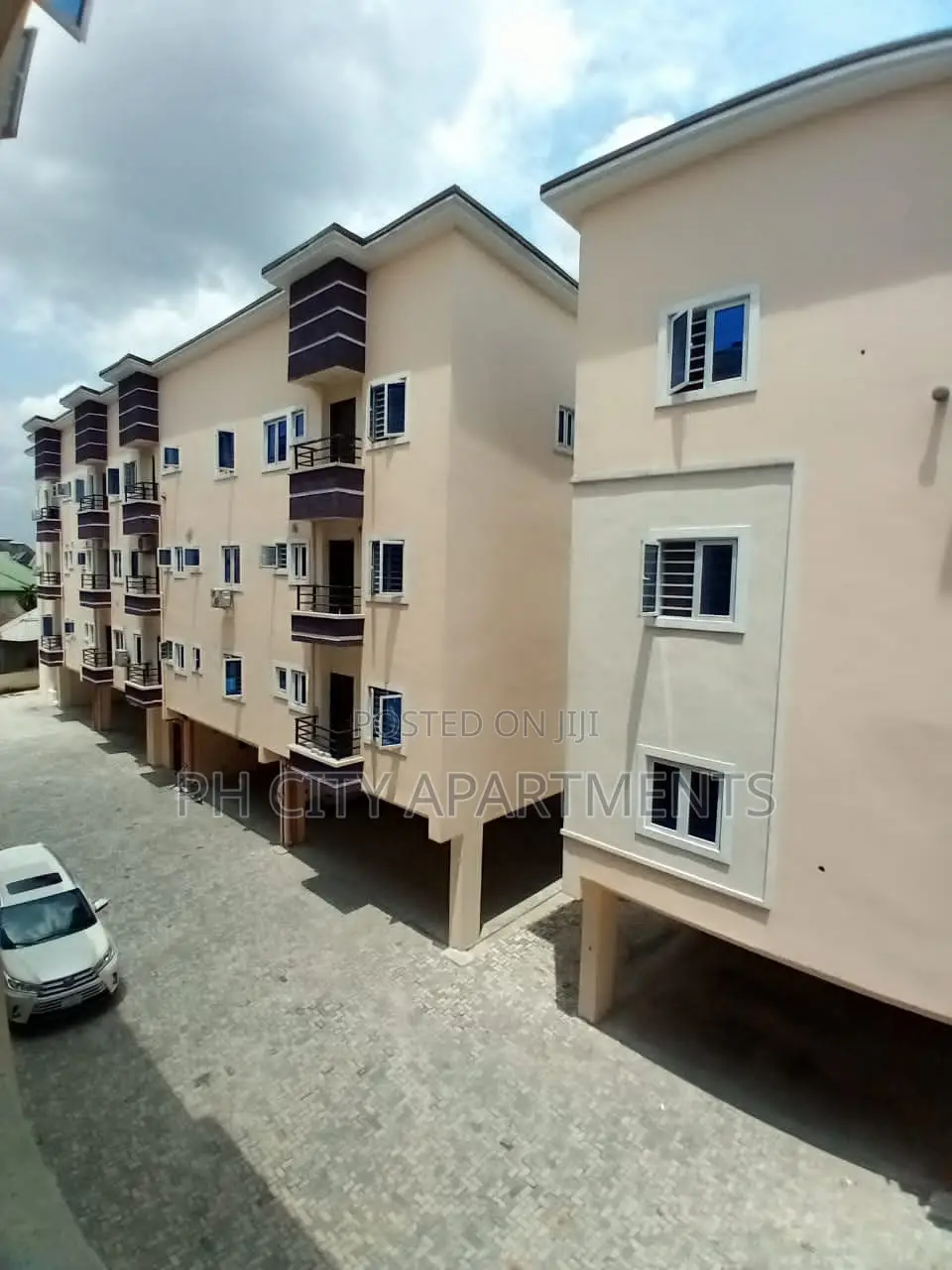 3bdrm Block of Flats in GRA Phase 3 / Port-Harcourt for rent in GRA Phase 3 / Port-Harcourt