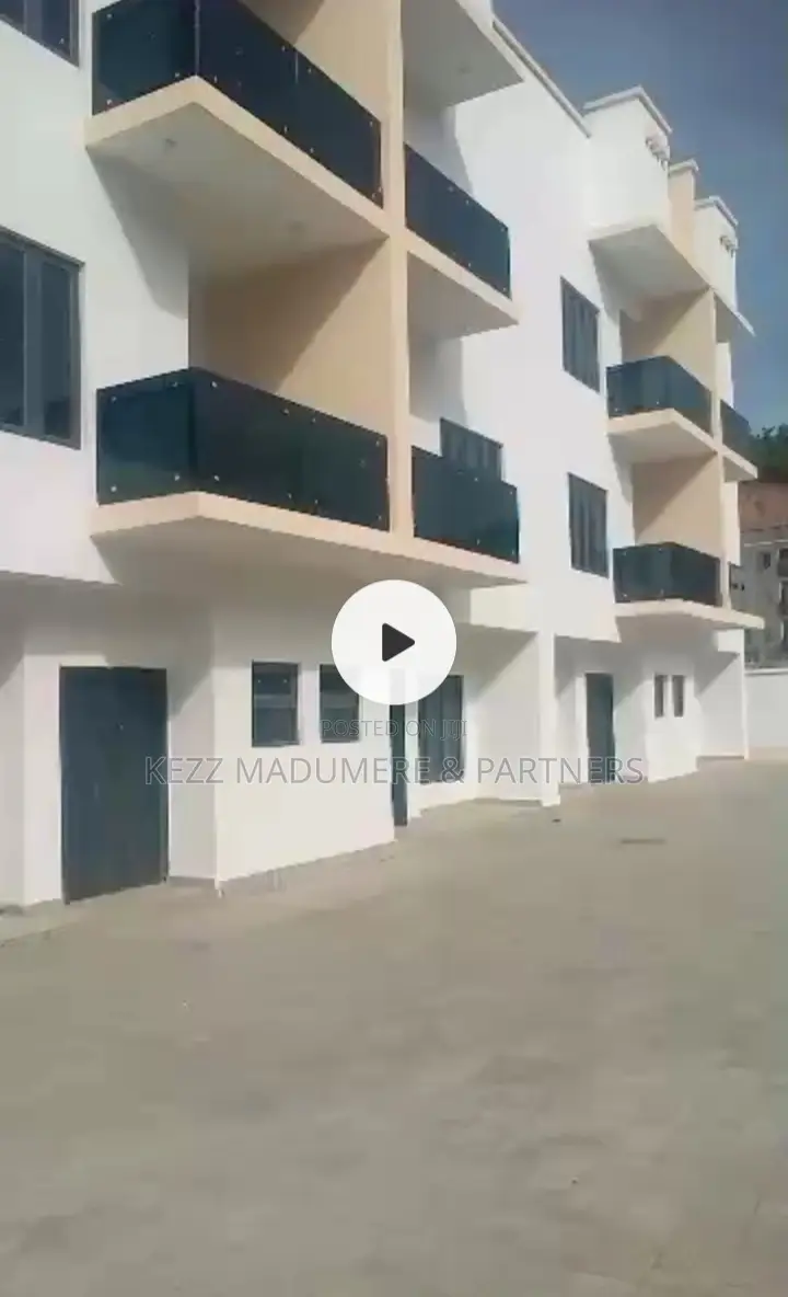 4bdrm Duplex in Guzape Main for sale in Guzape District
