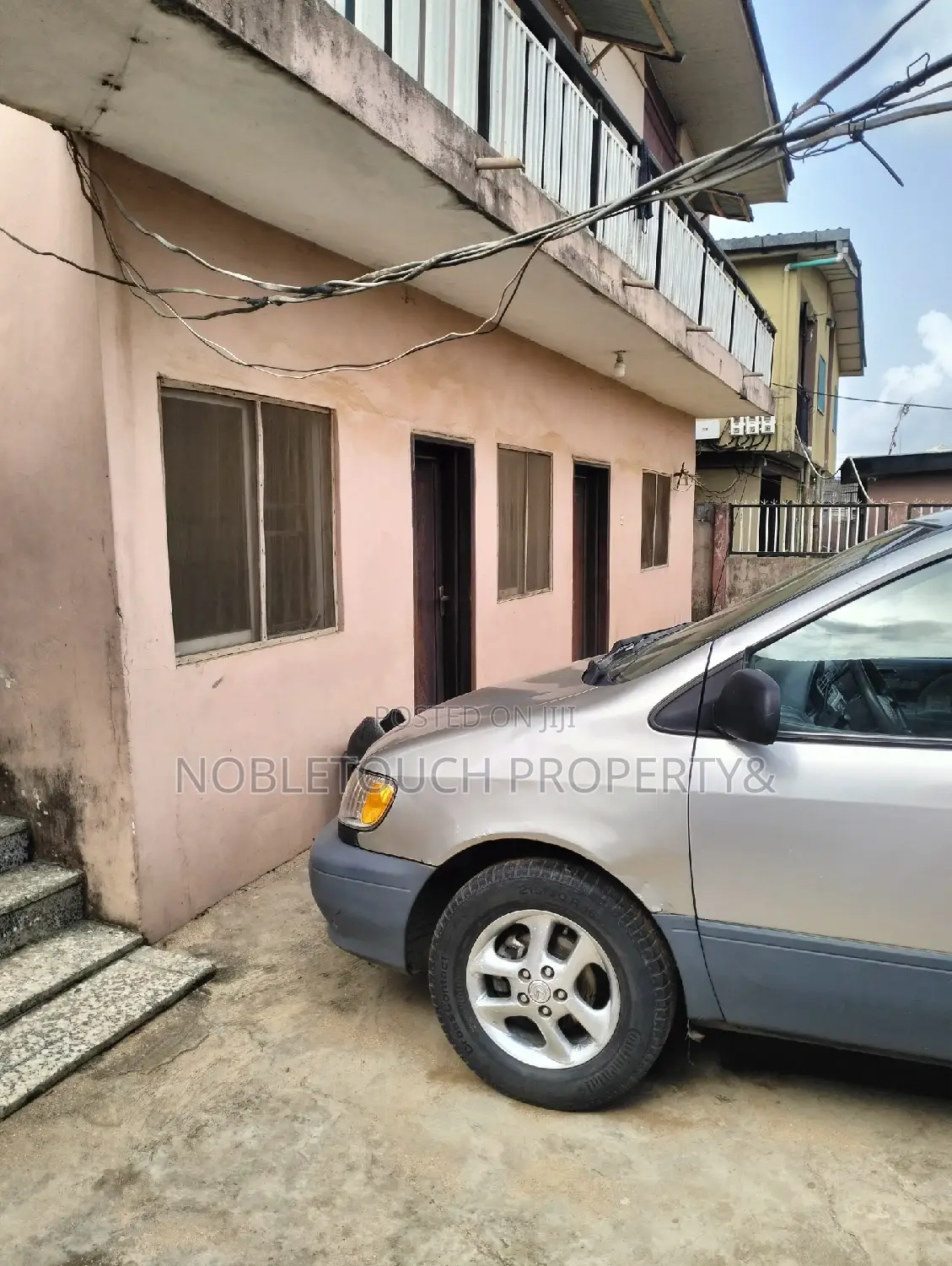 3bdrm Block of Flats in Liasu Road Ikotun, Iseri Olofin for sale in Iseri Olofin