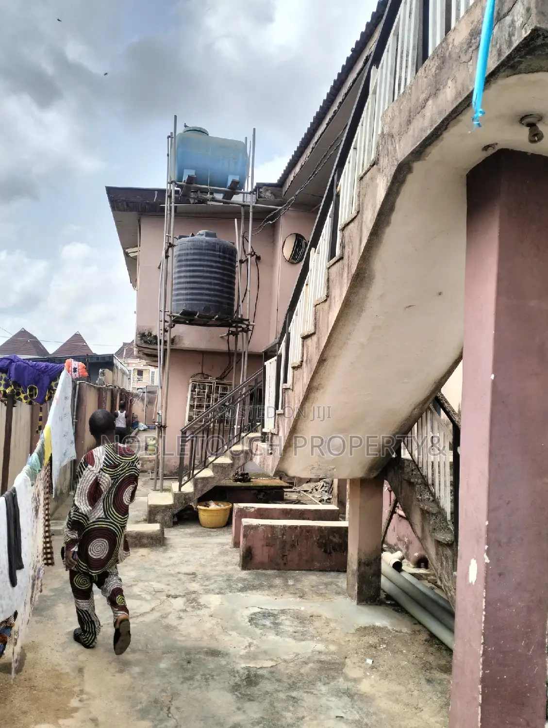 3bdrm Block of Flats in Liasu Road Ikotun, Iseri Olofin for sale in Iseri Olofin