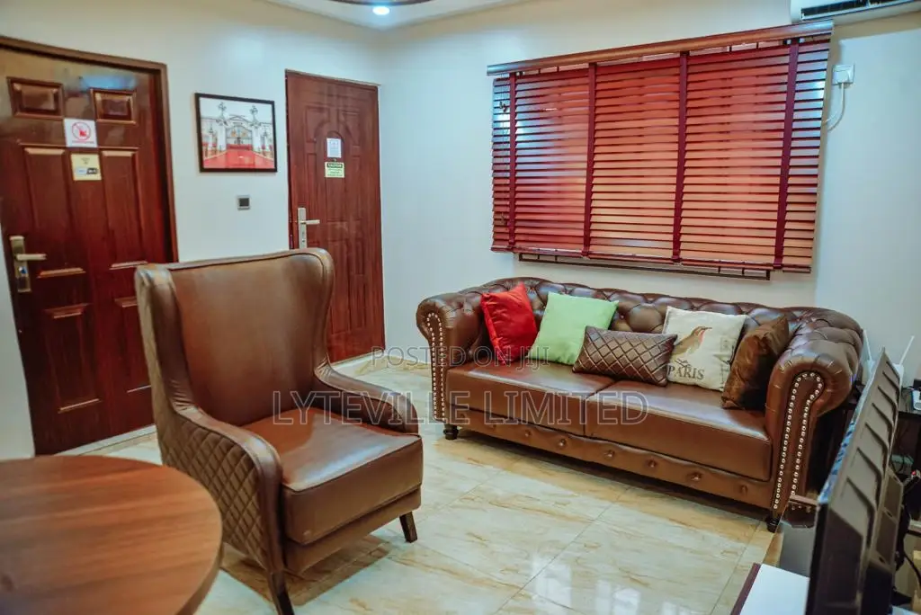 Luxurious 2-Bedroom, Sitting Area Compound in Mbora