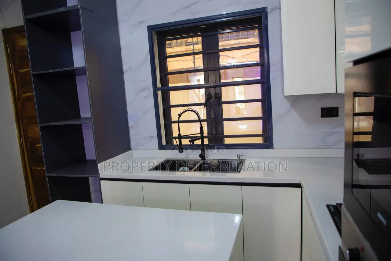 Furnished 4bdrm Duplex in Omole Phase 1 for sale in Omole Phase 1