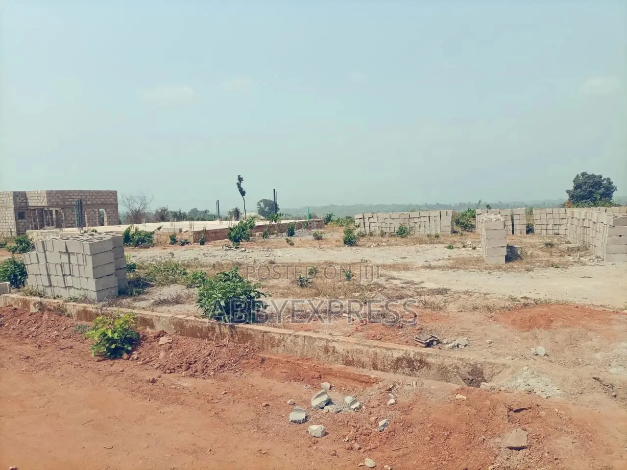 Land for Sale Along Ologun-Eru, Ido. in Ologuneru