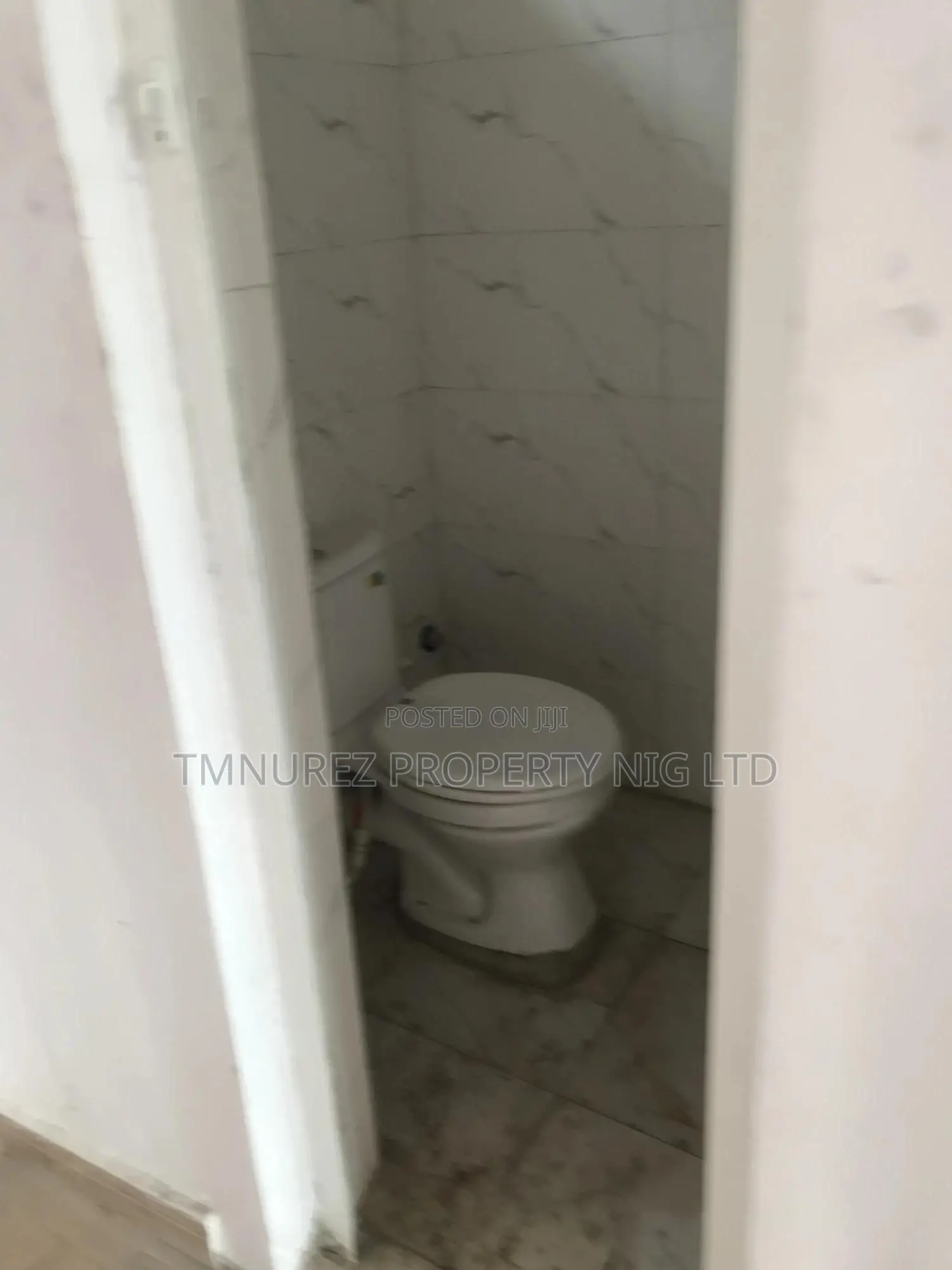 SHOP. Very Standard Spacious Newly Built OSAPA London in Lekki