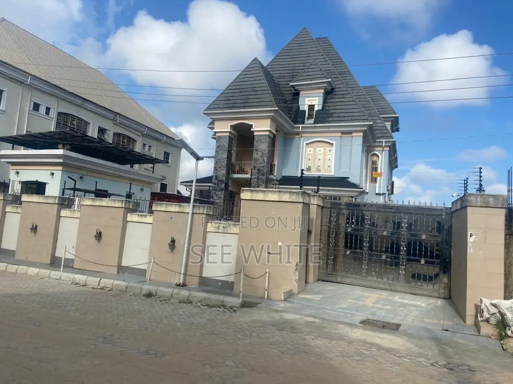 Furnished 7bdrm Duplex in Satellite Town for sale in Satellite Town