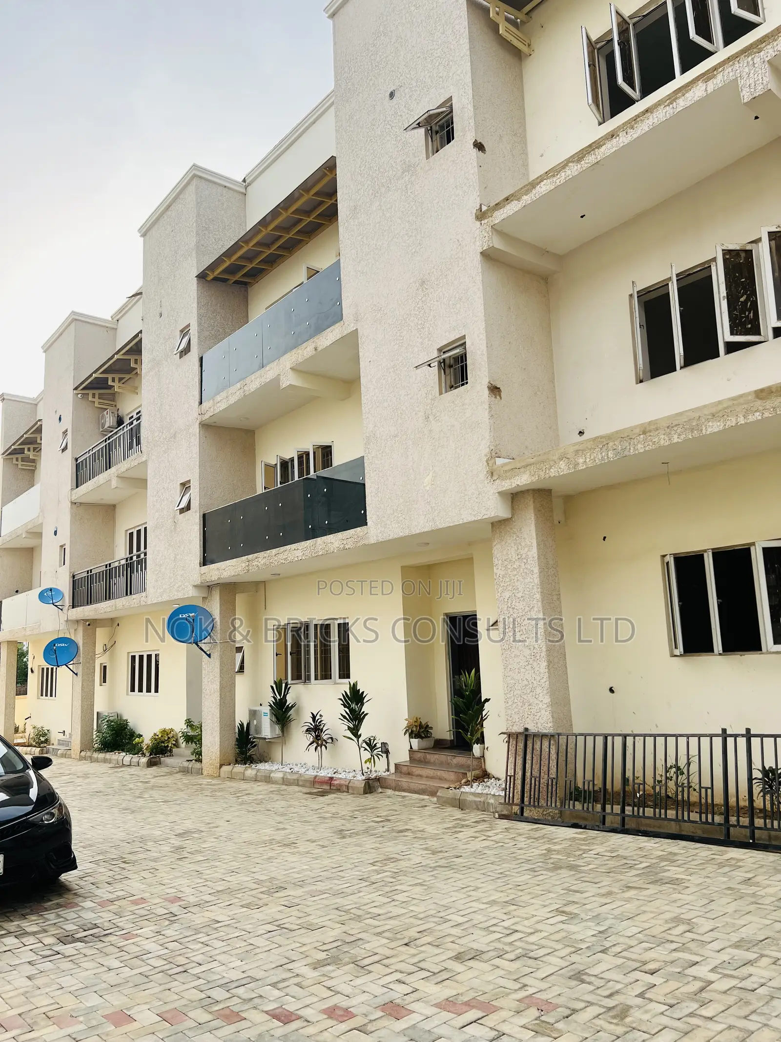 4bdrm Duplex in Marbel Court, Jahi for sale in Jahi