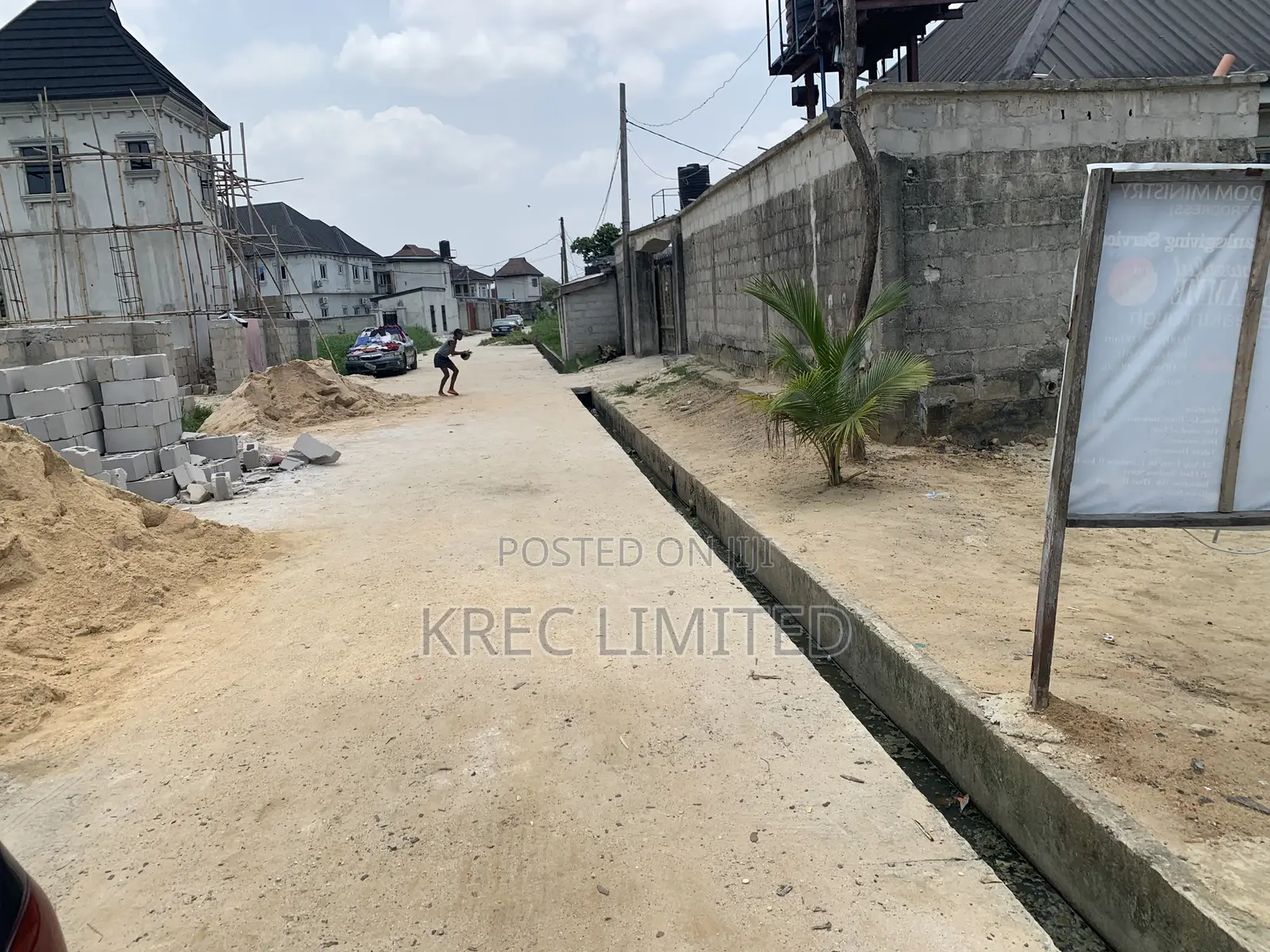4bdrm Duplex in Eliozu Estate, Port-Harcourt for sale in Port-Harcourt