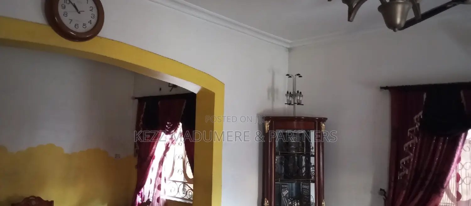 9bdrm Duplex in Timothy Lane , Off, Port-Harcourt for sale in Port-Harcourt
