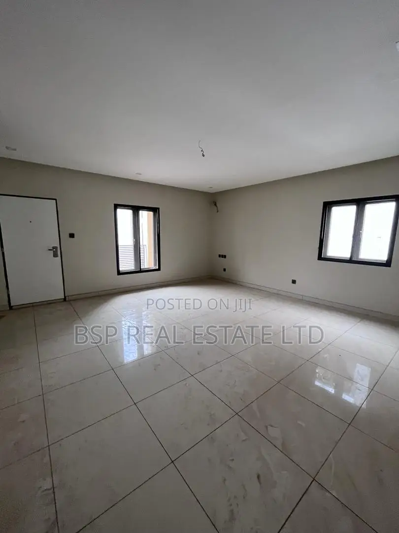 5bdrm Duplex in Cosgrove, Wuye for sale in Wuye