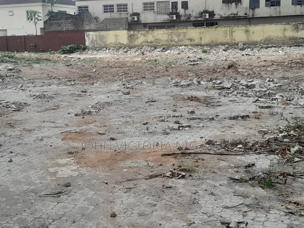 6 Plots of Land for Sale at IKEJA GRA in Ikeja