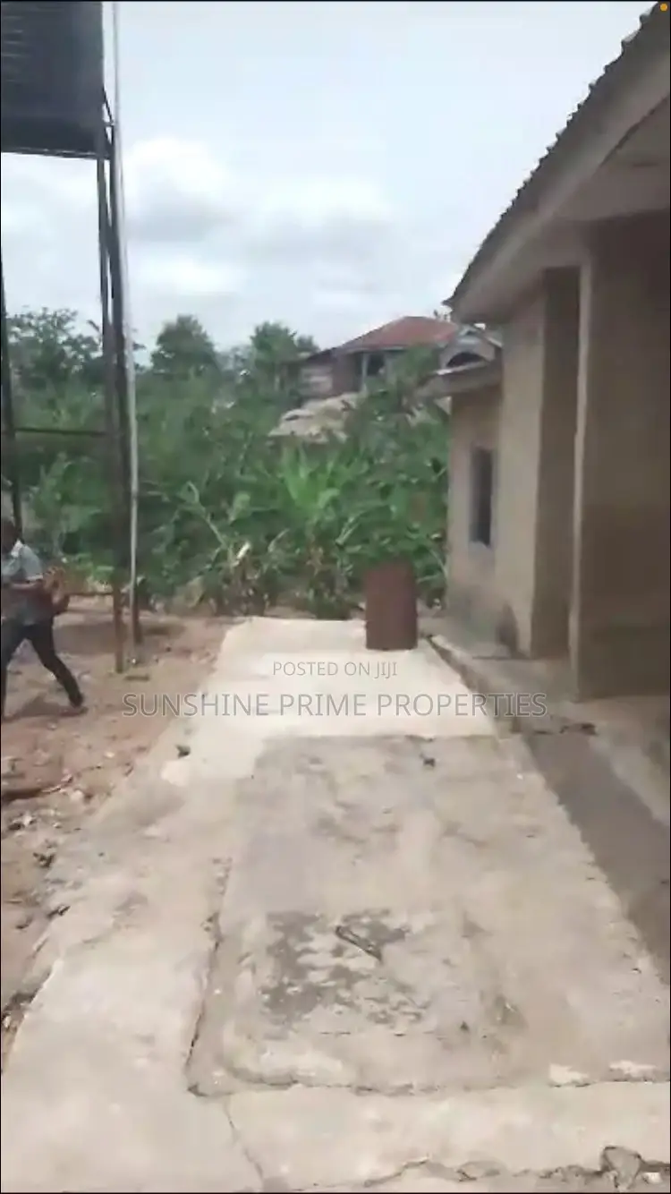 4bdrm Bungalow in Aule Rdat The Back, Akure for sale in Akure
