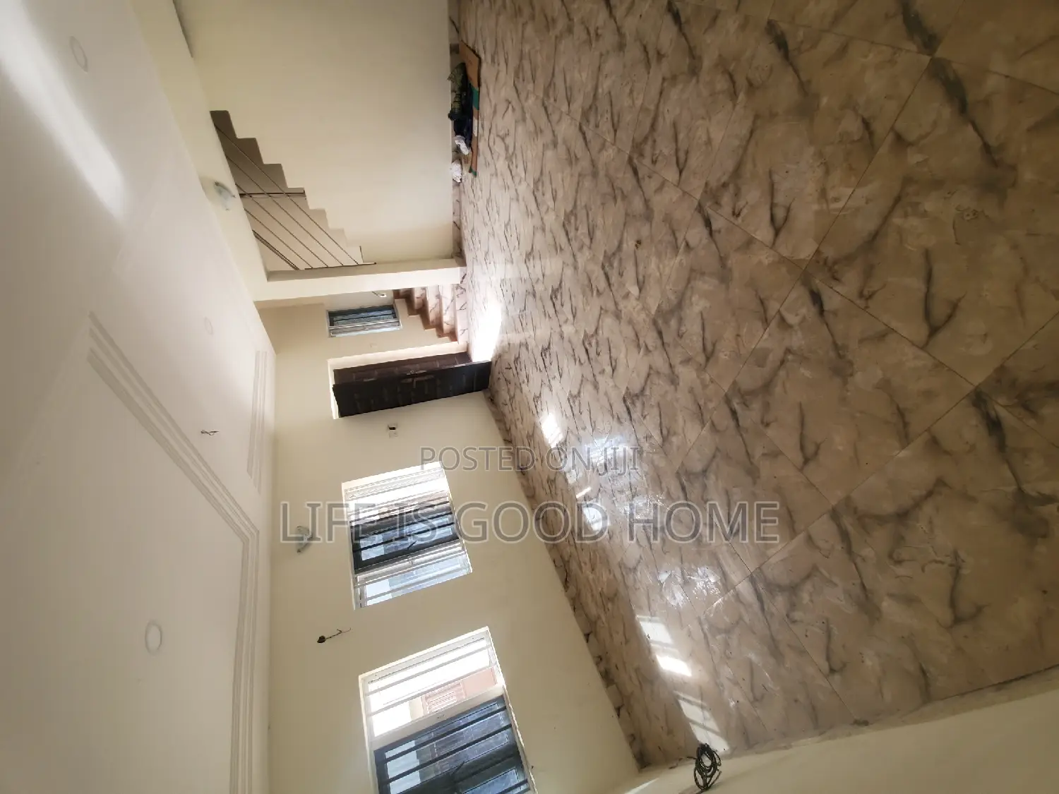 4bdrm Duplex in Oral Estate, Chevron for sale in Chevron