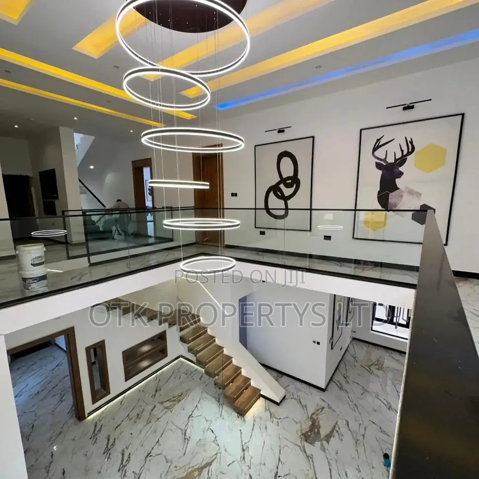 Furnished 6bdrm Duplex in Mini Estate
Asokoro for sale in Asokoro
