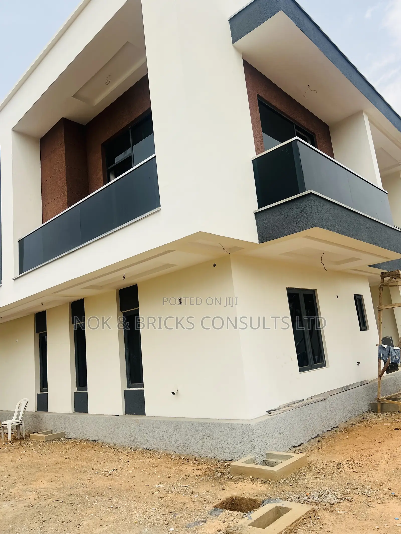 8bdrm Duplex in F01 Estate, Kubwa for sale in Kubwa