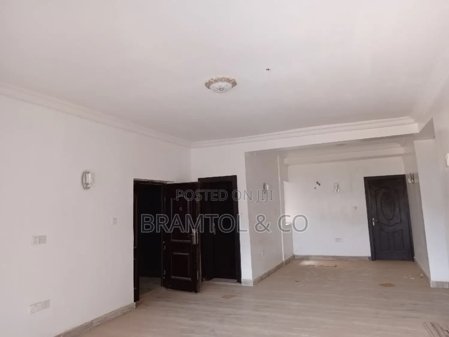 2bdrm Block of Flats in Utako for sale in Utako