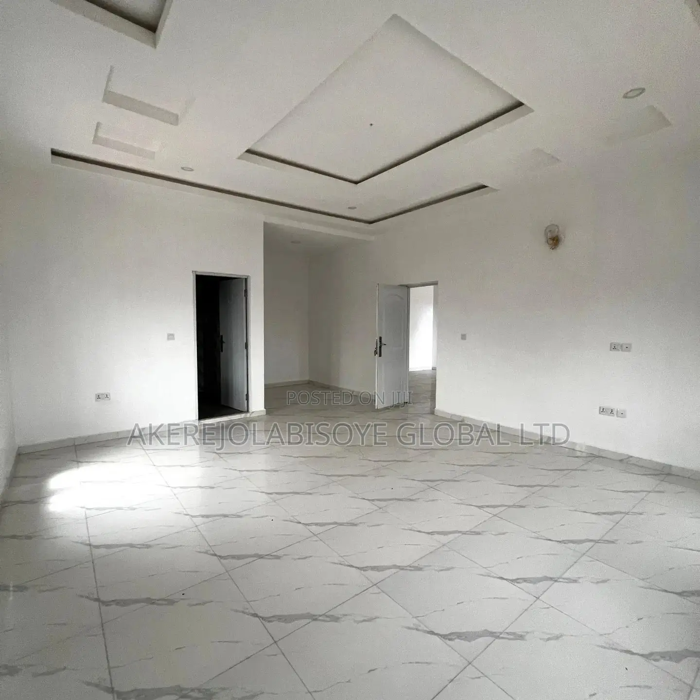 4bdrm Duplex in In An Estate for sale in Gwarinpa