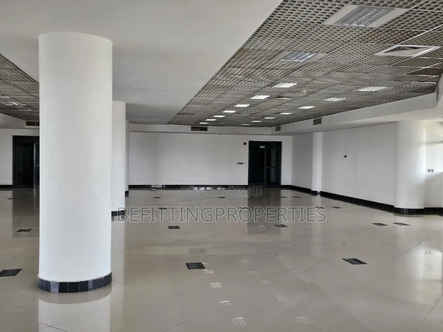 Exquisite 450sqm Office Space in Maitama for Rent in Maitama