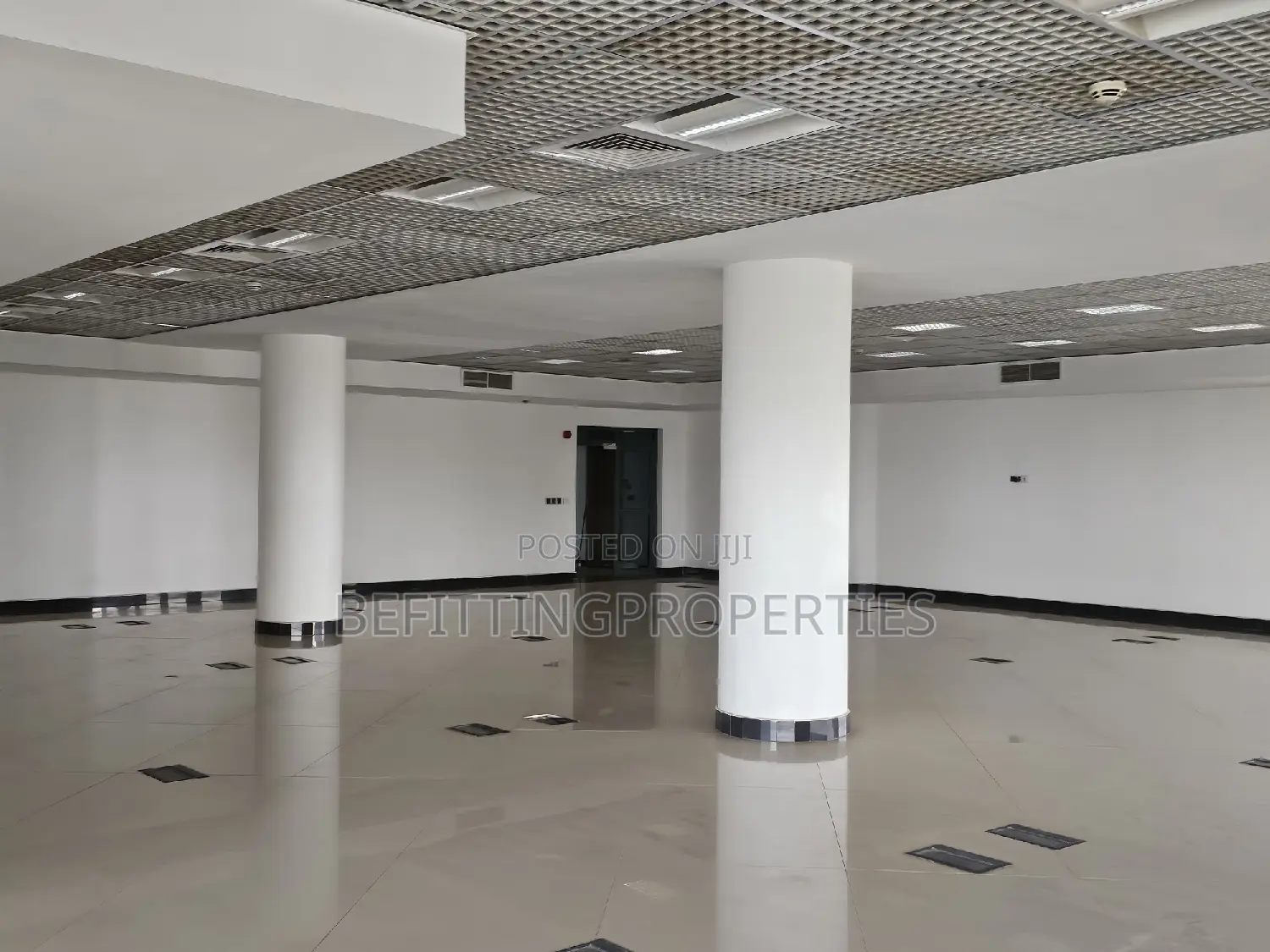 Exquisite 450sqm Office Space in Maitama for Rent in Maitama