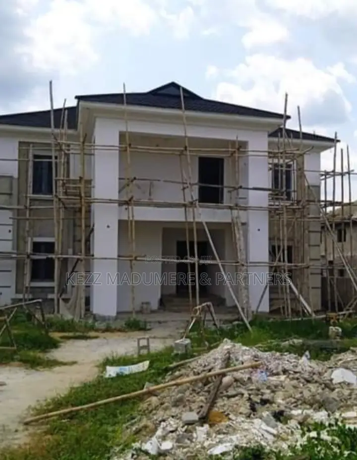5bdrm Duplex in Rumudara , Port for sale in Port-Harcourt