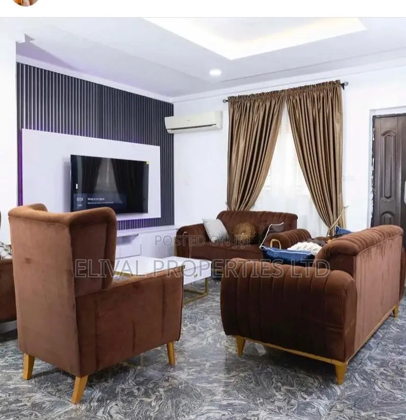 2 BEDROOM Beautifully Furnished and Serviced Apartment in Wuye
