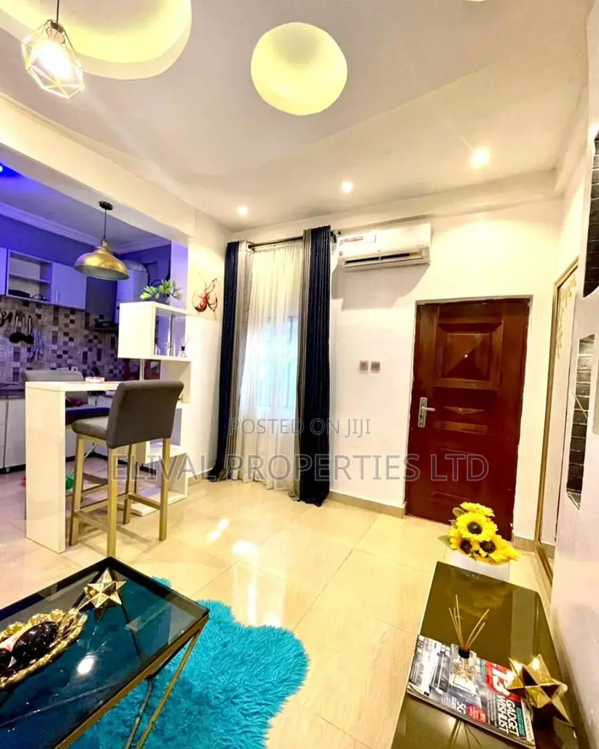 4bedrooom Luxurious Classy Serviced Apartment in Lekki Phase 1