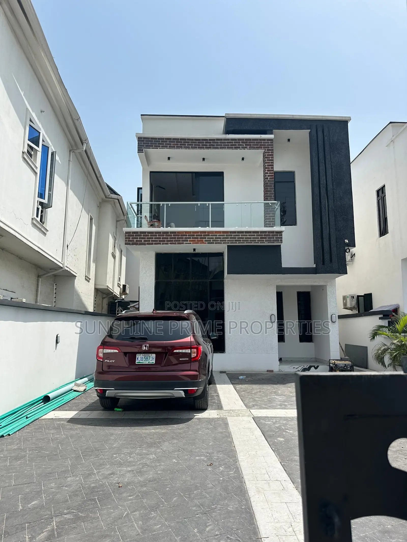 5bdrm Duplex in Ologolo Lekki for sale in Ologolo