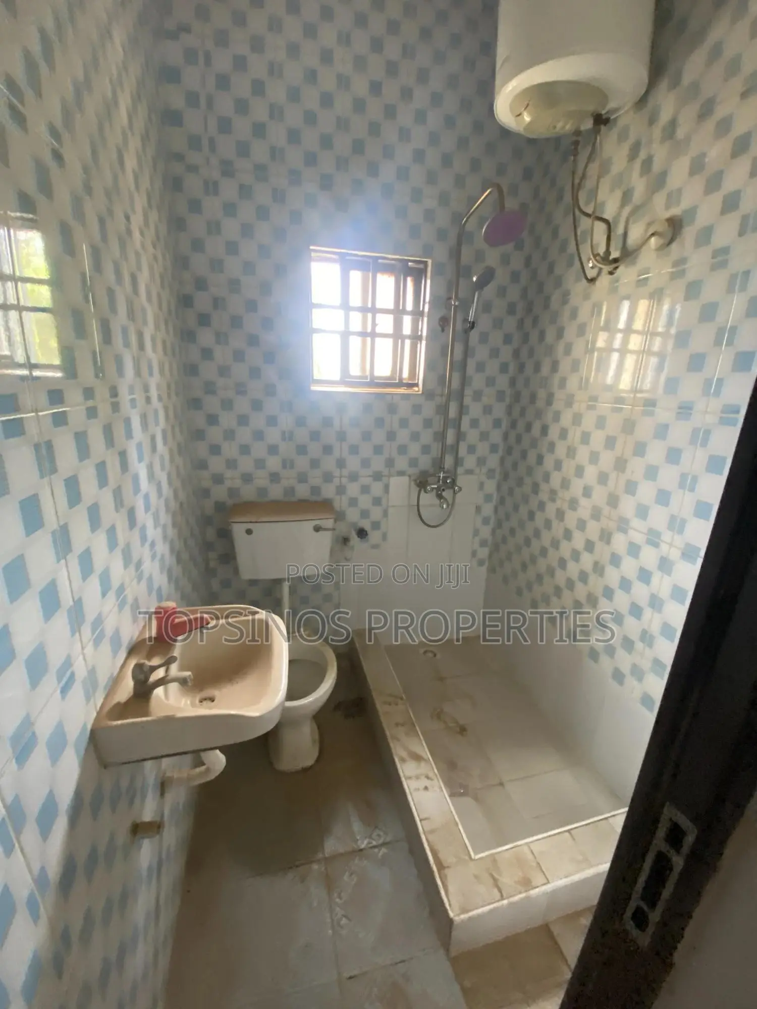 3bdrm Block of Flats in Dawaki for rent in Dawaki