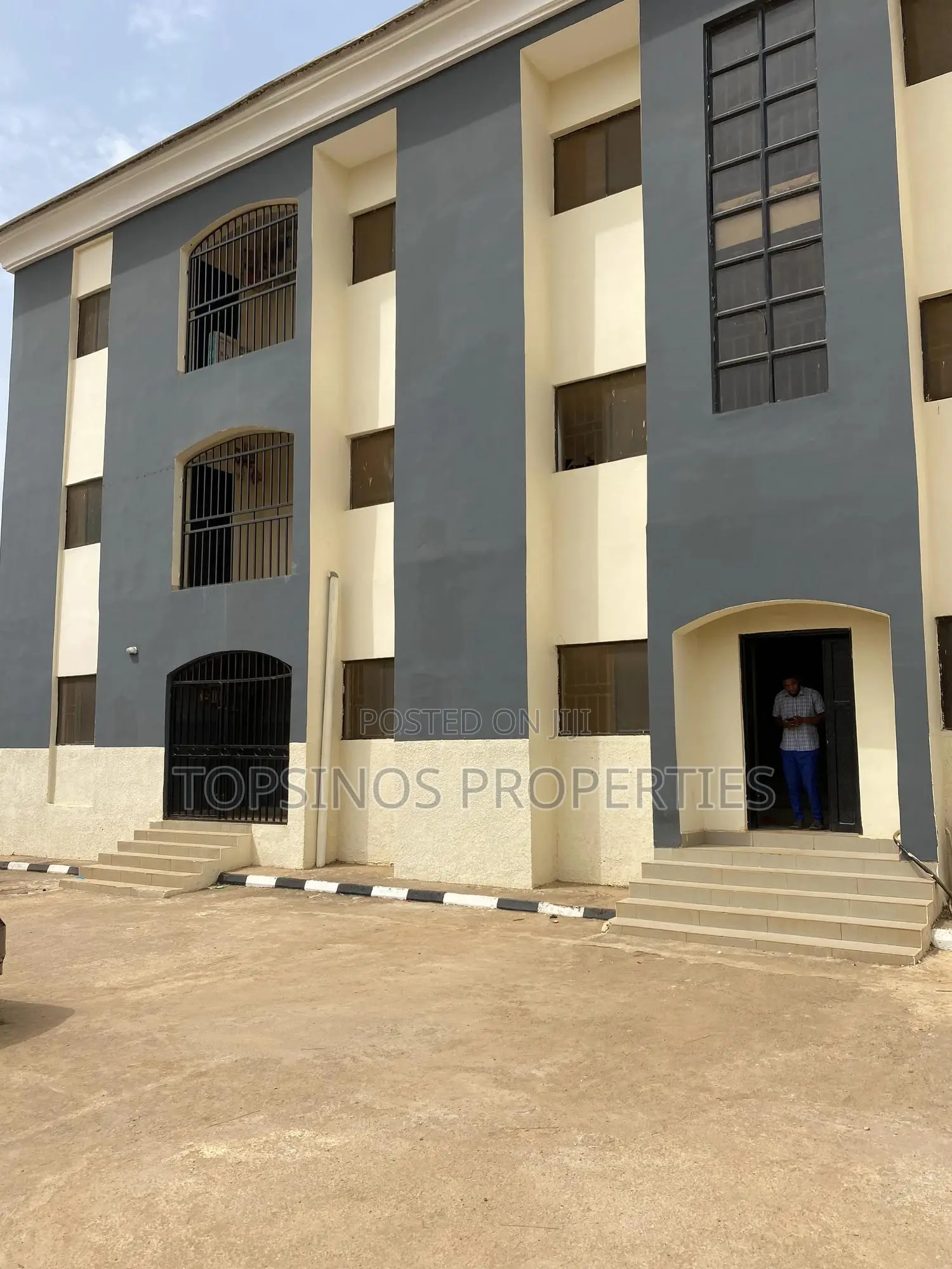 3bdrm Block of Flats in Dawaki for rent in Dawaki
