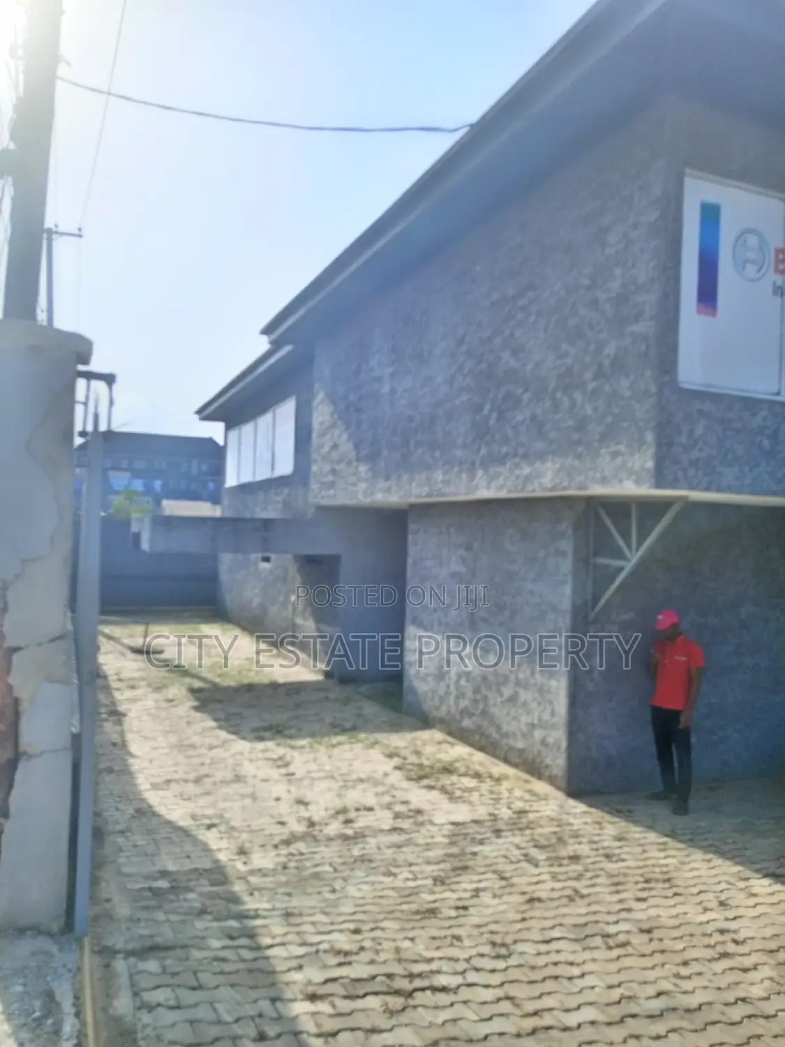 Alone in the Compound Commercial Building Complex for Lease in Port-Harcourt