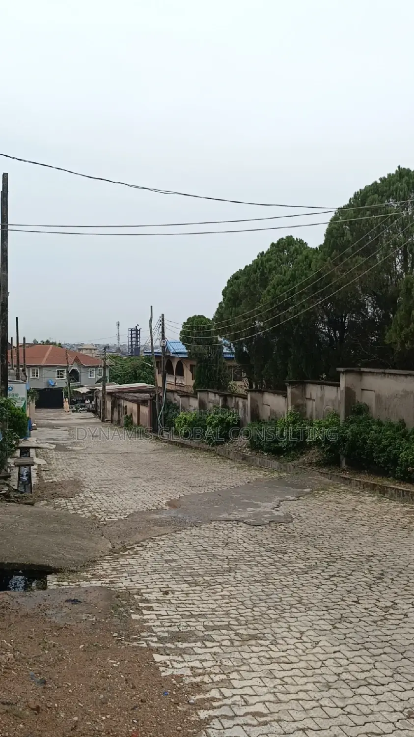 300sqm With Cofo in Isheri Magodo. in Magodo Isheri