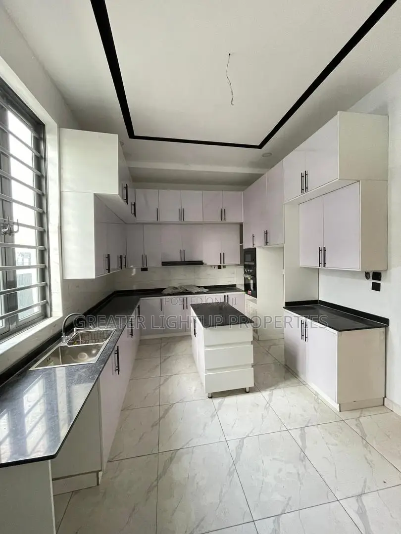Furnished 5bdrm Duplex in Vgc, Lekki for sale in Lekki