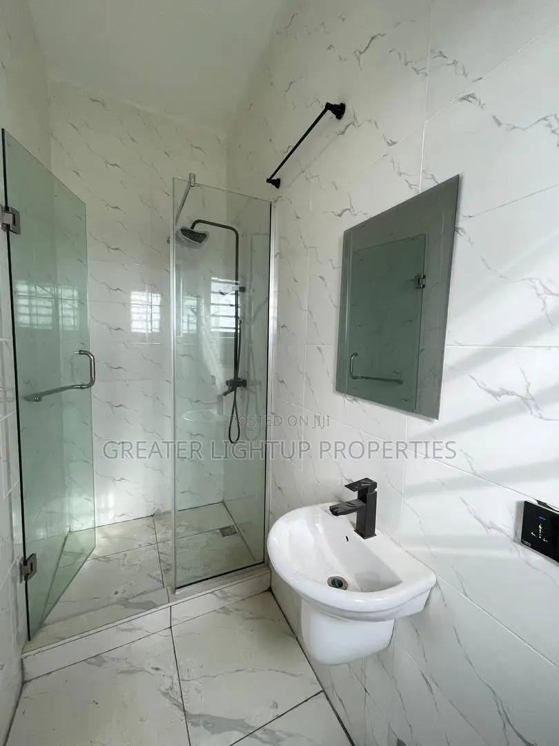 Furnished 5bdrm Duplex in Vgc, Lekki for sale in Lekki