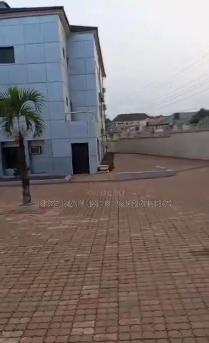For Sale : 32 Rooms Hotel , Enugu in Enugu