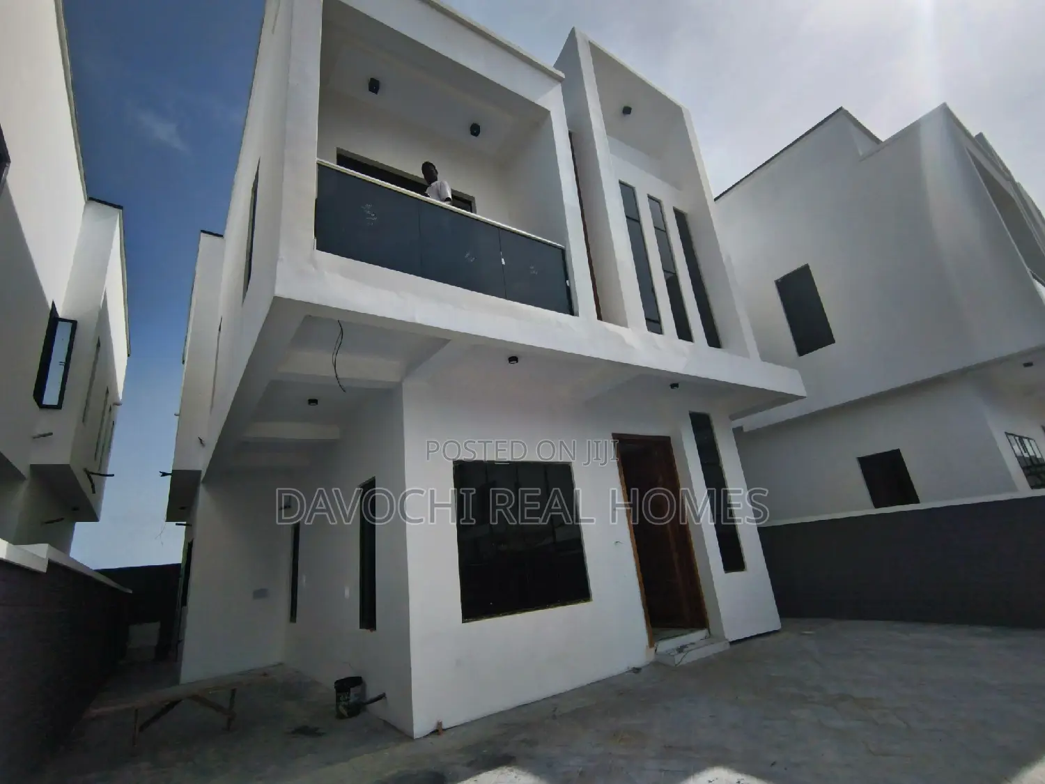 4bdrm Duplex in Chevron Drive for rent in Chevron