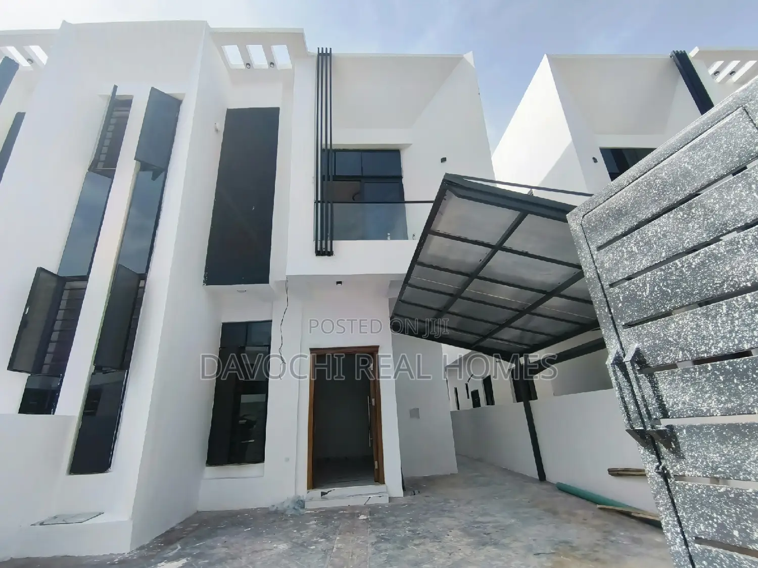 4bdrm Duplex in Chevron Drive, Lekki Phase 2 for rent in Lekki Phase 2