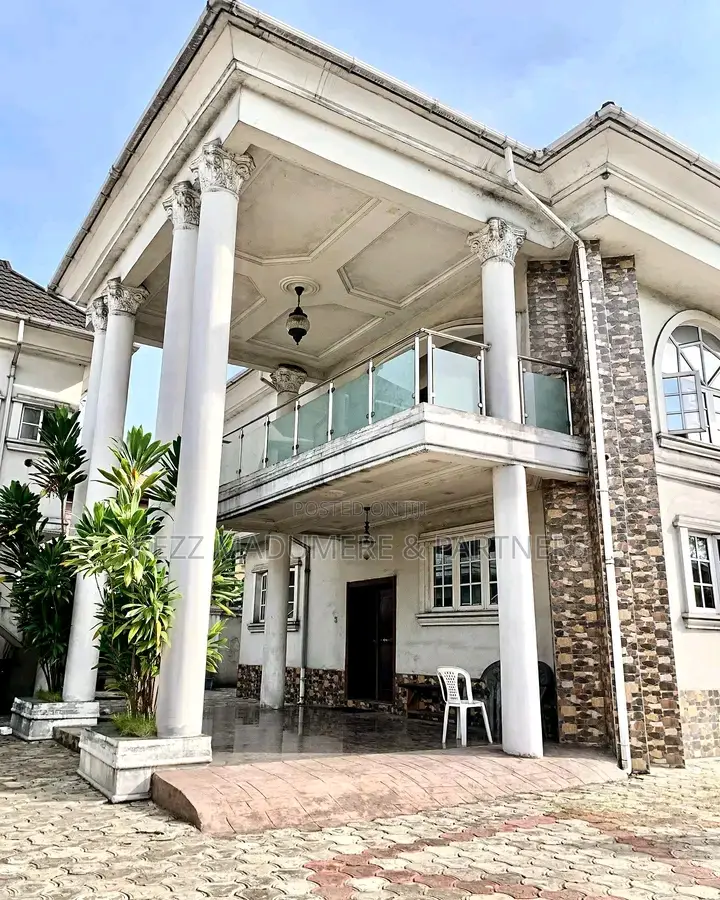 Furnished 5bdrm Duplex in Royal Palm Estate ,, Port-Harcourt for sale in Port-Harcourt