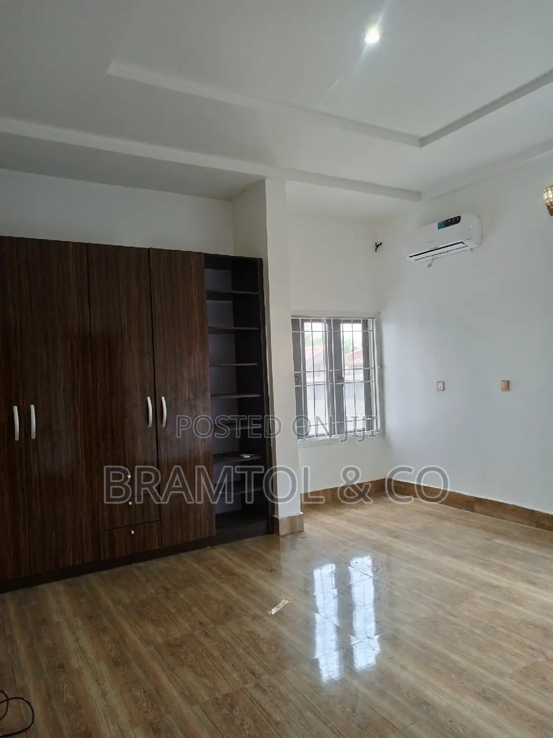 3bdrm Block of Flats in Wuye for rent in Wuye