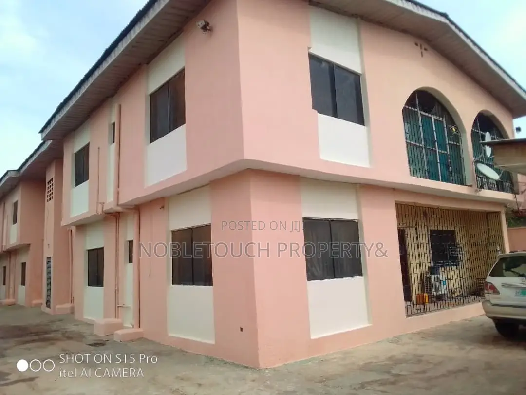 3bdrm Block of Flats in Ijegun Ikotun Lagos for sale in Ijegun