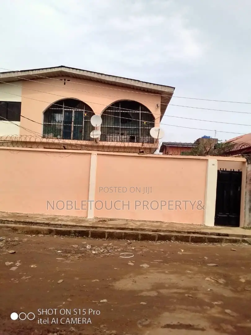 3bdrm Block of Flats in Ijegun Ikotun Lagos for sale in Ijegun