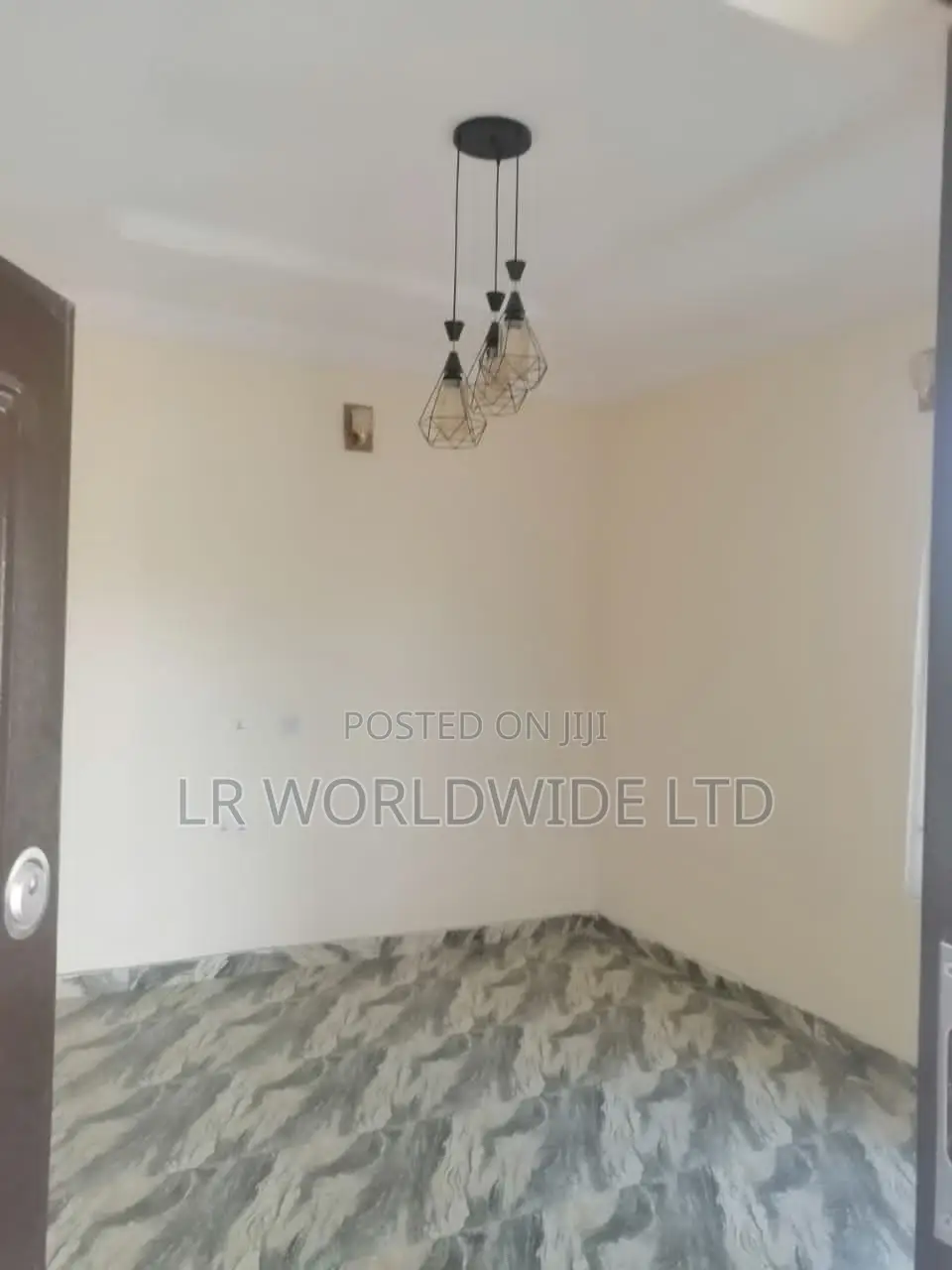 5bdrm Duplex in Lugbe District for sale in Lugbe District